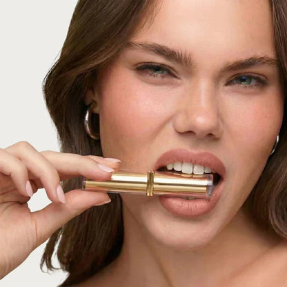 Elvaré LipGlow™